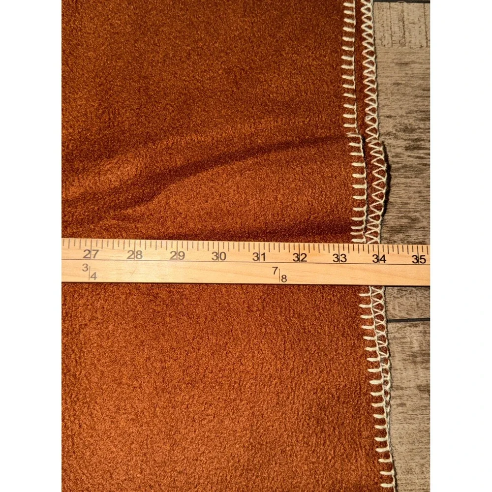 Western Horseshoe Fleece Throw Blanket Rust Brown Whipstitch Edge 34x30